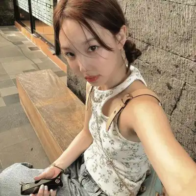 逢今瑶